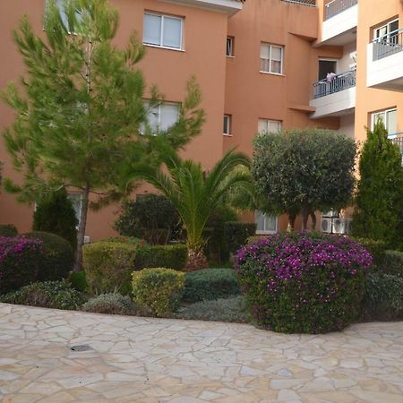 Iris Village Paphos Exterior photo