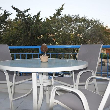 Iris Village Paphos Exterior photo